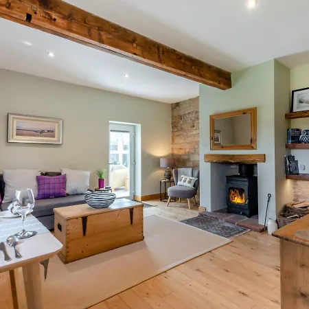 The - West Hall Holiday home