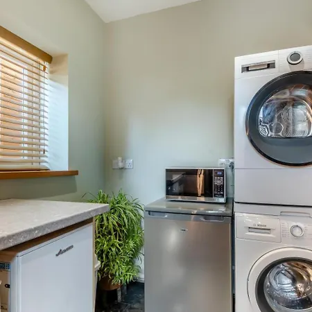 펜션 1 Bed In West Hall Oc-c32032 *