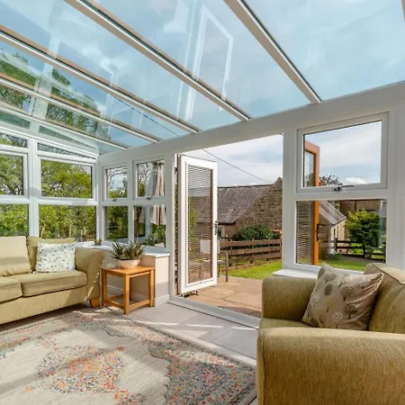 1 Bed In West Hall Oc-c32032 펜션 Kirkcambeck